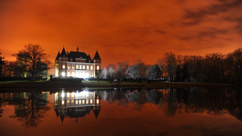 kasteel bij nacht